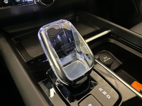 Volvo XC60 14 of 21
