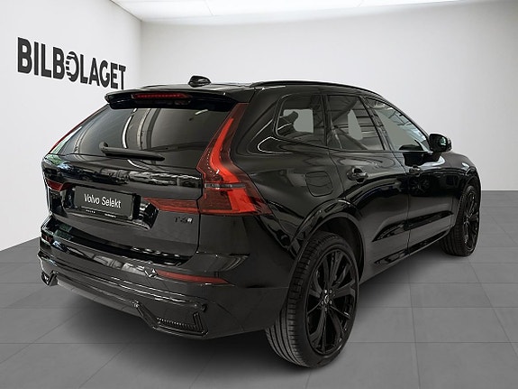 Volvo XC60 4 of 21