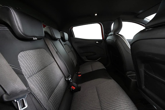 Renault Clio 15 of 20