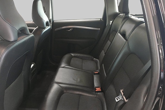 Volvo V70 9 of 12