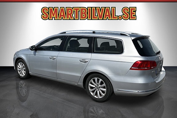 Volkswagen Passat 3 of 9