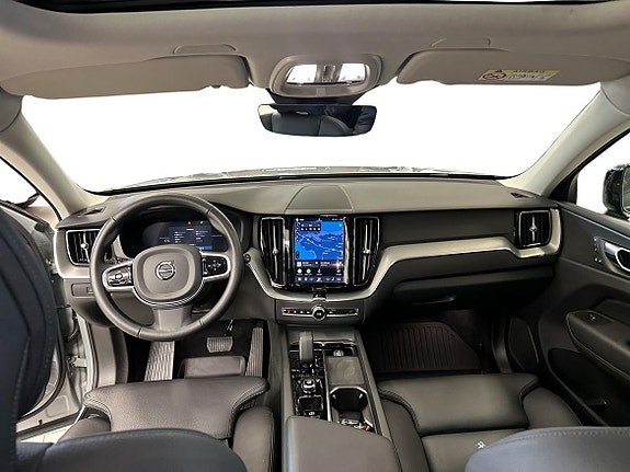 Volvo XC60 7 of 16