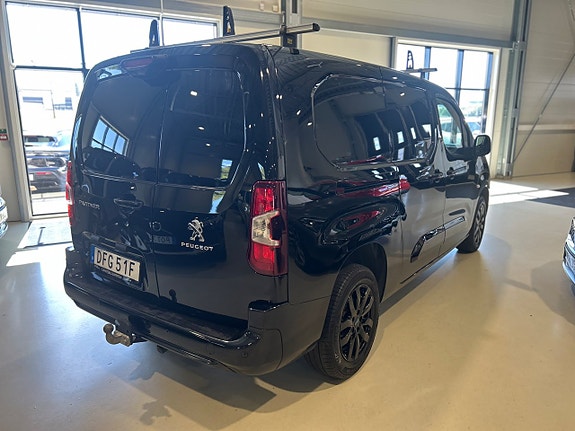 Peugeot Partner 3 of 5