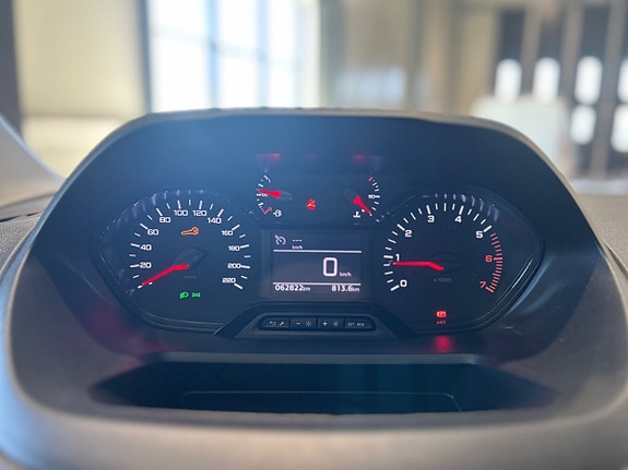 Peugeot Partner 9 of 13
