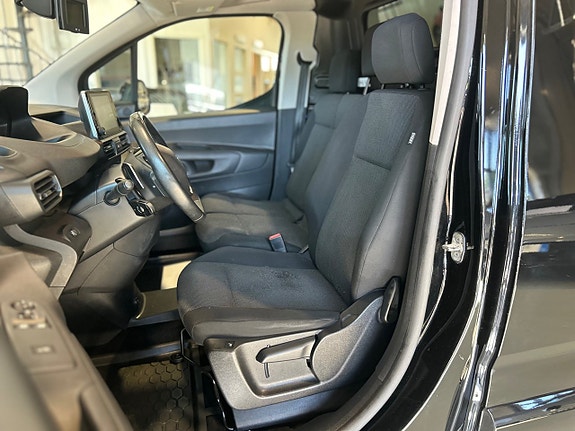 Peugeot Partner 8 of 13