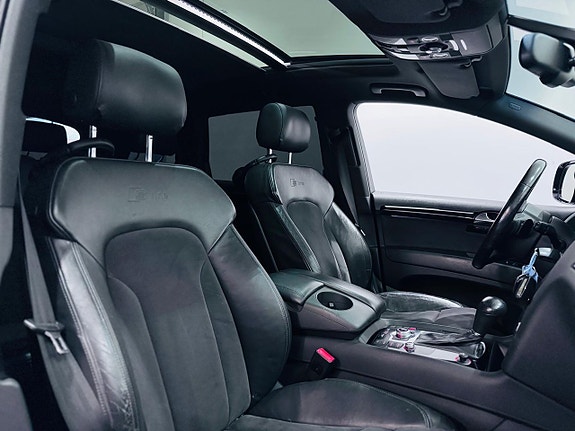 Audi Q7 4 of 24