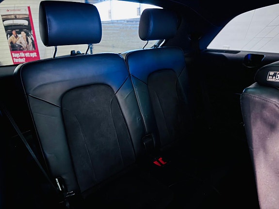 Audi Q7 8 of 24
