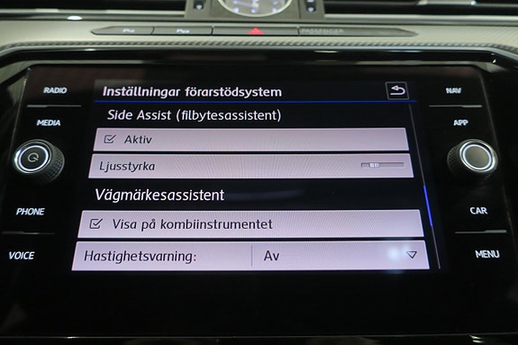 Volkswagen Arteon 17 of 22