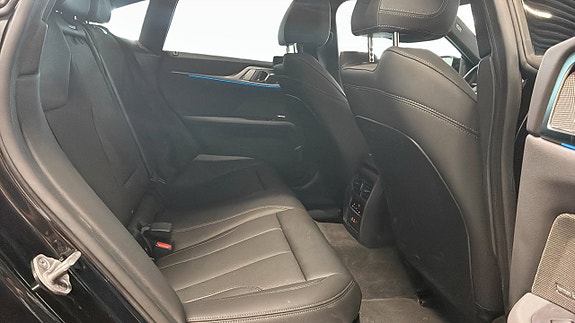 BMW i4 5 of 9