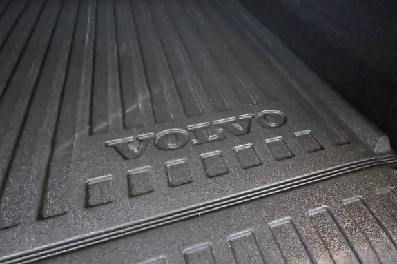 Volvo XC60 25 of 30