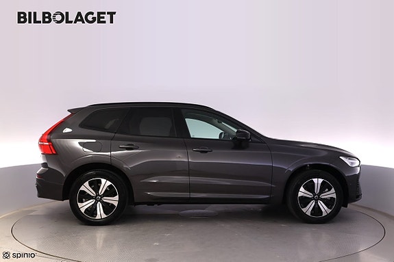 Volvo XC60 2 of 30