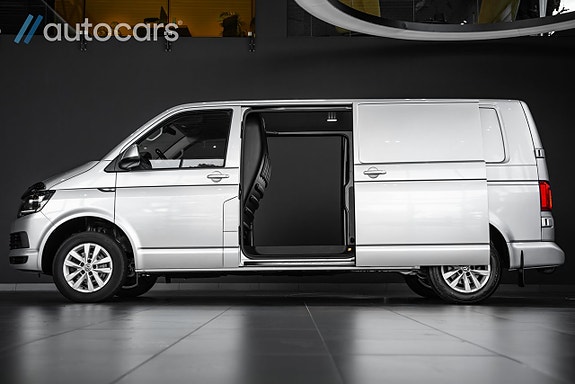 Volkswagen Transporter 6 of 27