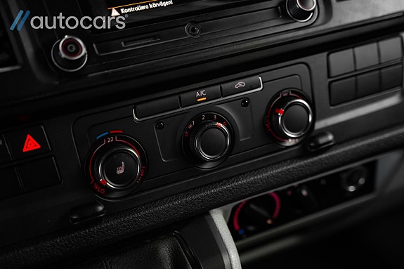 Volkswagen Transporter 24 of 27