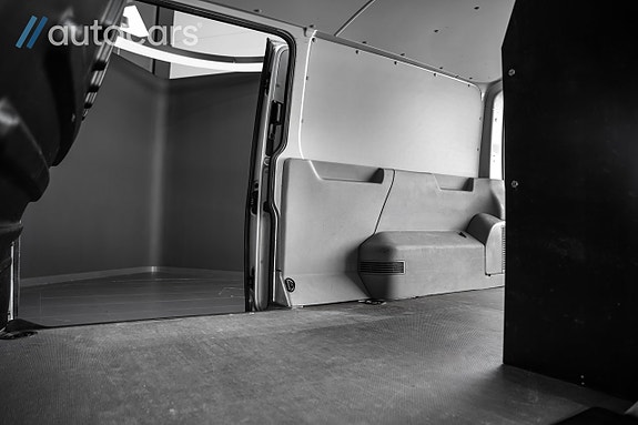 Volkswagen Transporter 16 of 27