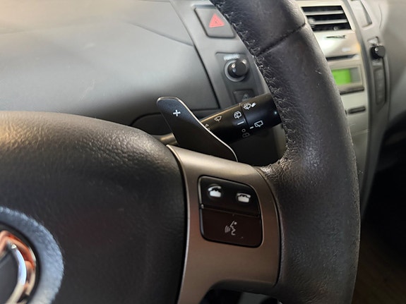 Toyota Yaris 23 of 26
