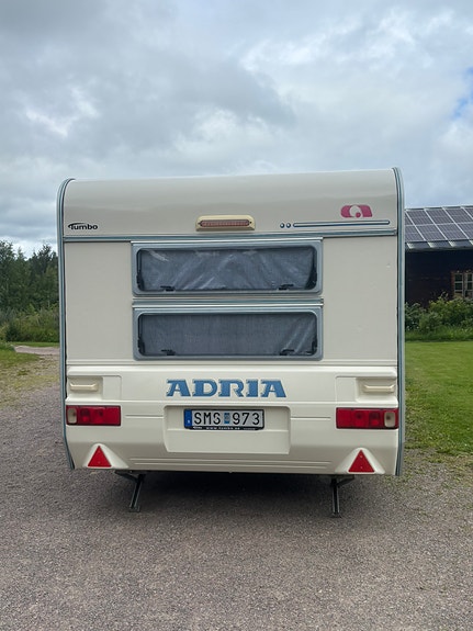Adria B 502 Unica UK (Barnkammarvagn) 2 of 12