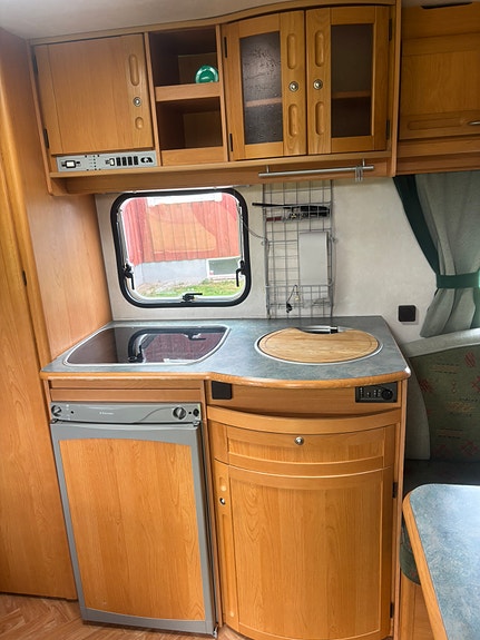 Adria B 502 Unica UK (Barnkammarvagn) 5 of 12
