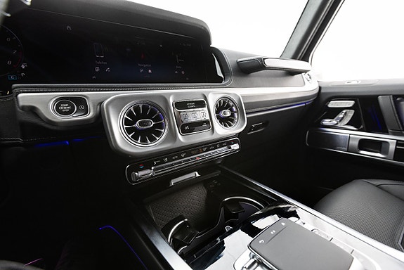 Mercedes-Benz G63 14 of 30