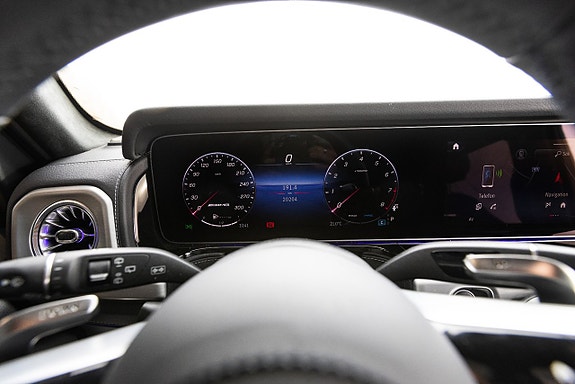 Mercedes-Benz G63 13 of 30