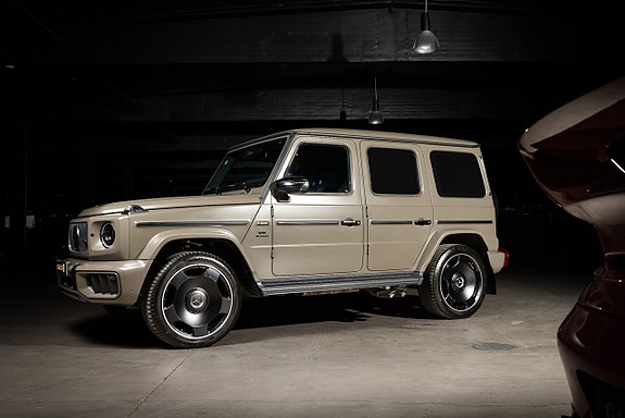 Mercedes-Benz G63 3 of 5