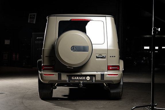 Mercedes-Benz G63 5 of 5