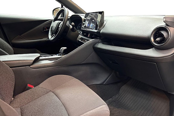 Toyota C-HR 7 of 21