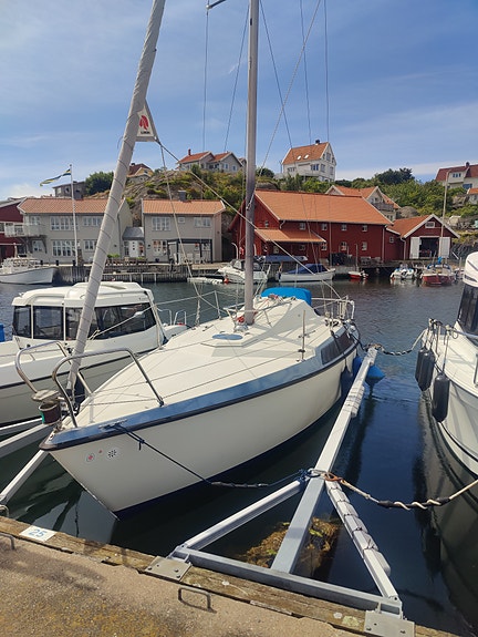 Seglingsklar Maxi 77 med rullgenua 2 of 5