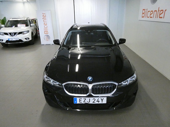 BMW 330e 9 of 20
