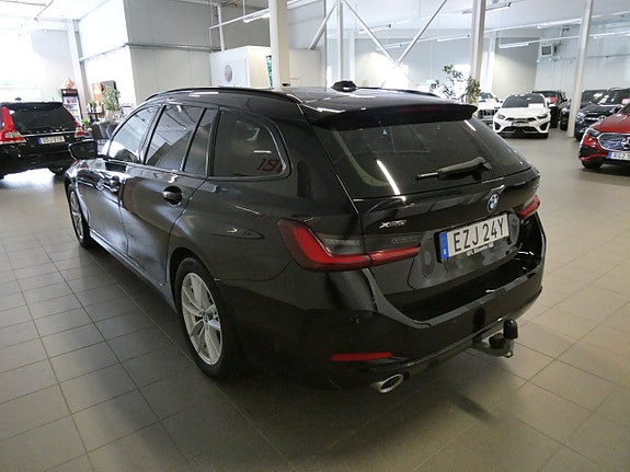 BMW 330e 6 of 20