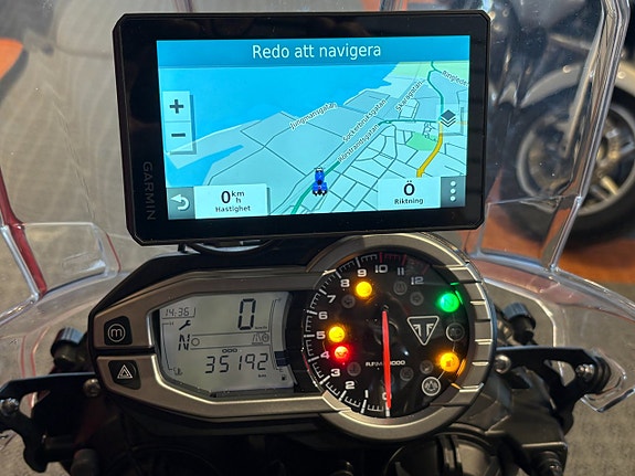 Triumph TIGER 800 XCX 13 of 17