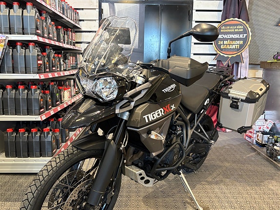 Triumph TIGER 800 XCX 9 of 17