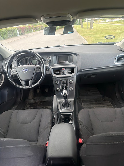 Volvo V40 5 of 7