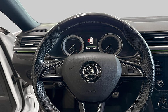 Skoda Superb 7 of 22