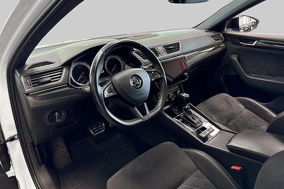Skoda Superb 20 of 22