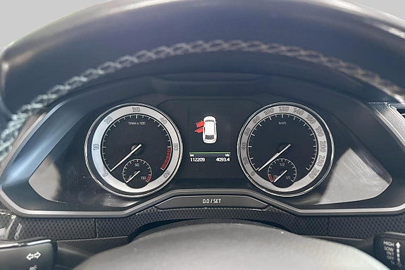 Skoda Superb 8 of 22