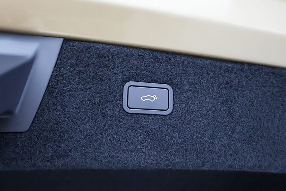 Polestar 4 24 of 26