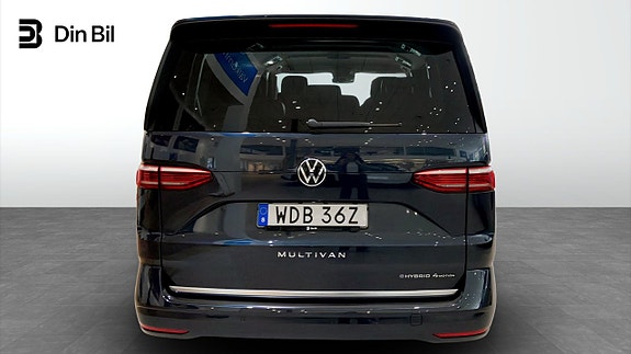 Volkswagen Multivan 3 of 5