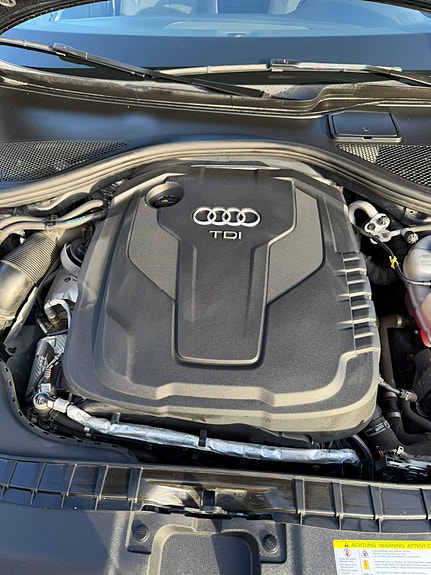 Audi A6 4 of 11