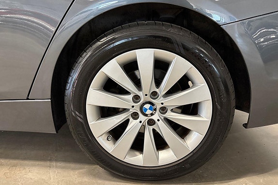 BMW 320d 29 of 30