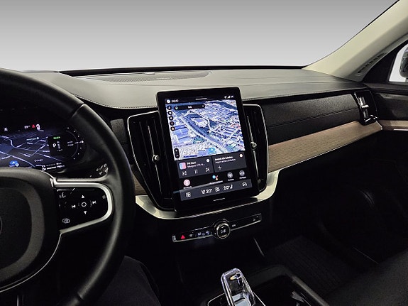 Volvo XC90 9 of 19