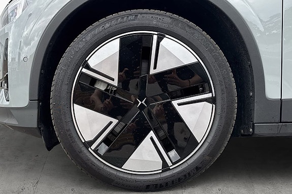Polestar 2 7 of 20