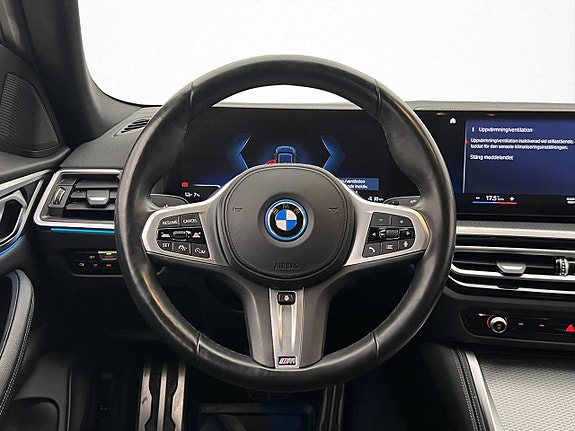 BMW i4 15 of 30