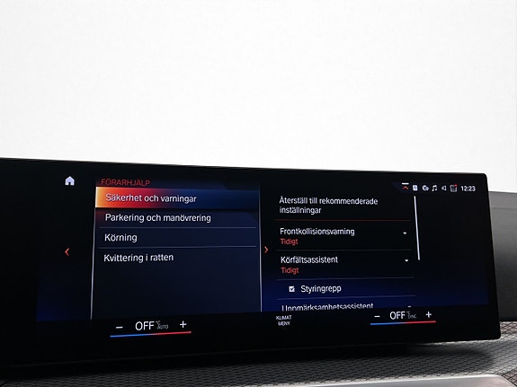 BMW i4 20 of 30