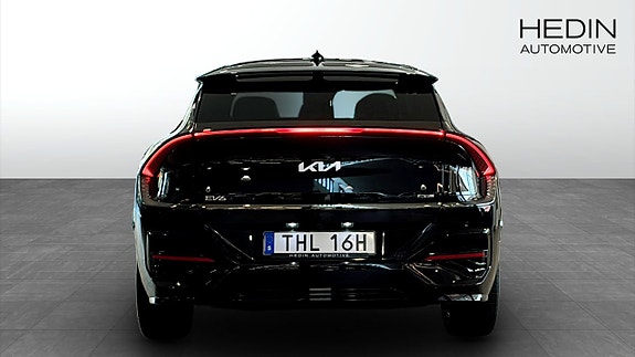 Kia EV6 7 of 9