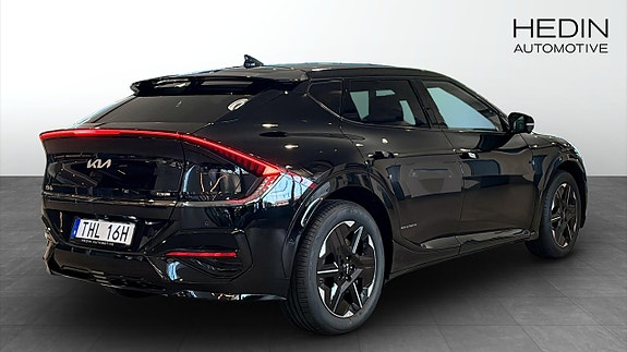 Kia EV6 2 of 9