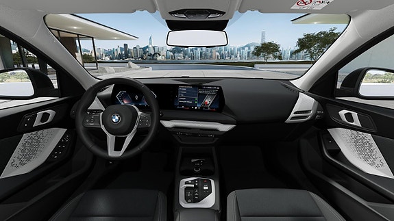 BMW 120 9 of 13