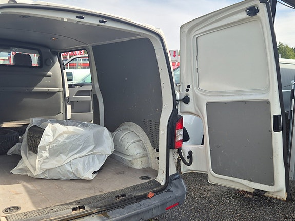 Volkswagen Transporter 15 of 23
