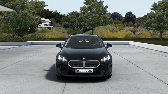 BMW 120 3 of 13