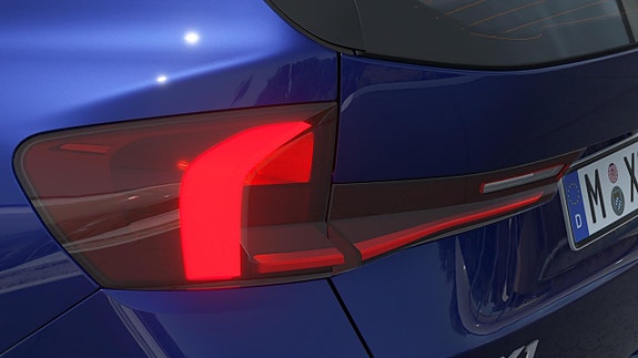 BMW iX1 8 of 13