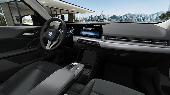 BMW iX1 13 of 13